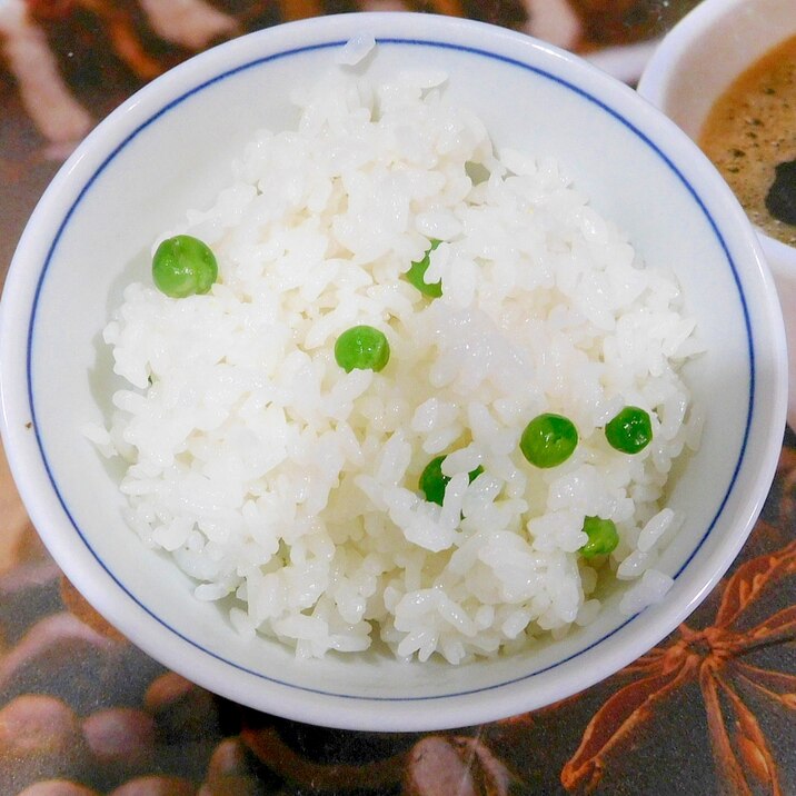 グリンピースご飯